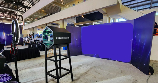 Banner-Kaleidoscope Booth 02