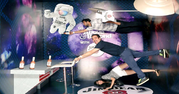 Banner-Antigravity-Photo-Booth-02